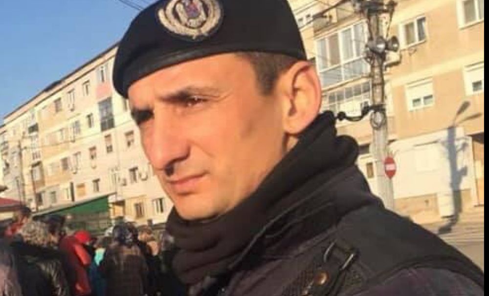    El este jandarmul pasionat de arte marțiale