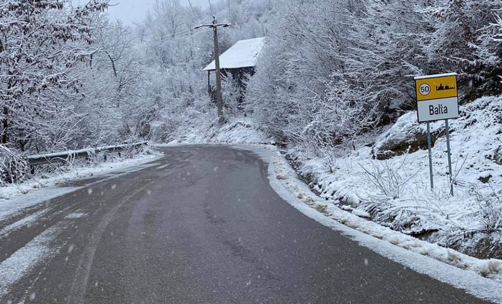 Intervenție pentru deszăpezire în Mehedinţi