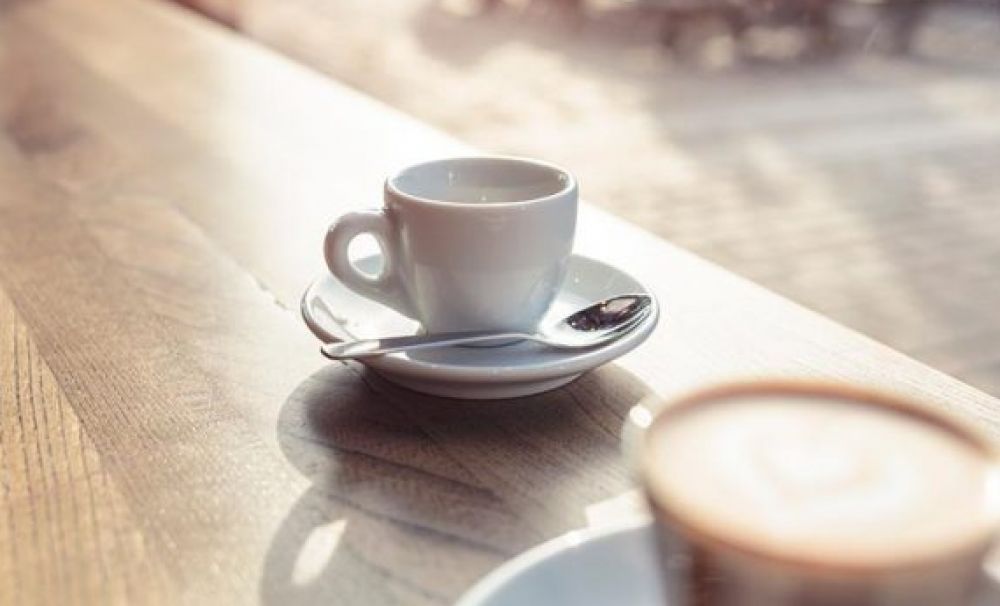 A scăzut incidenţa în judeţ! Se deschid restaurantele şi cafenelele, în judeţul Vâlcea