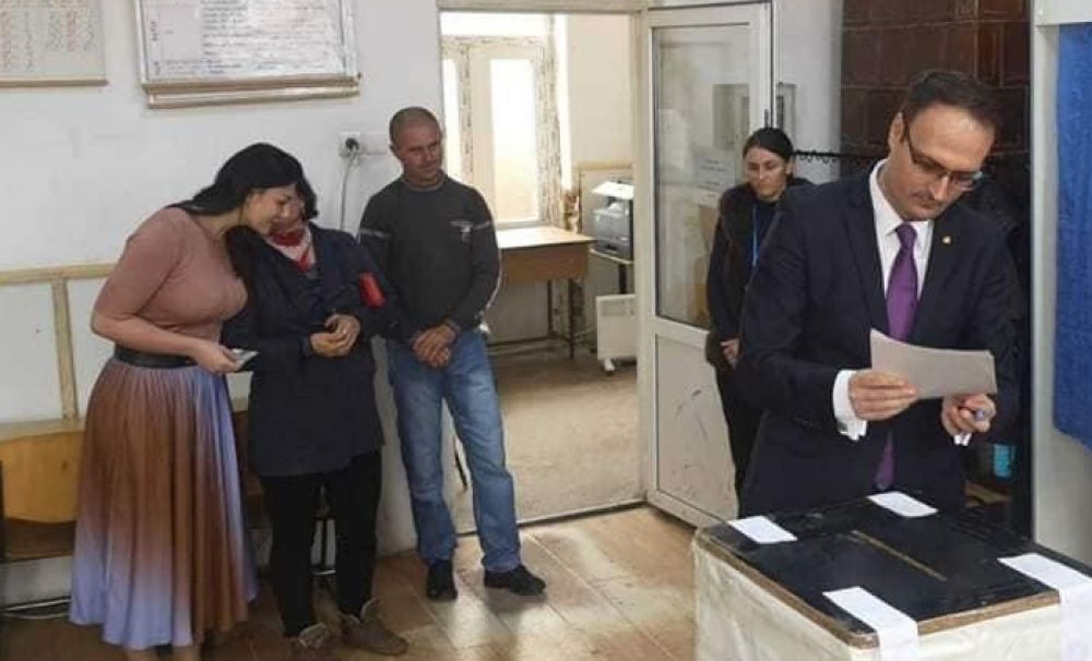 Alexandru Cumpănaşu a câştigat alegerile în Dobrosloveni