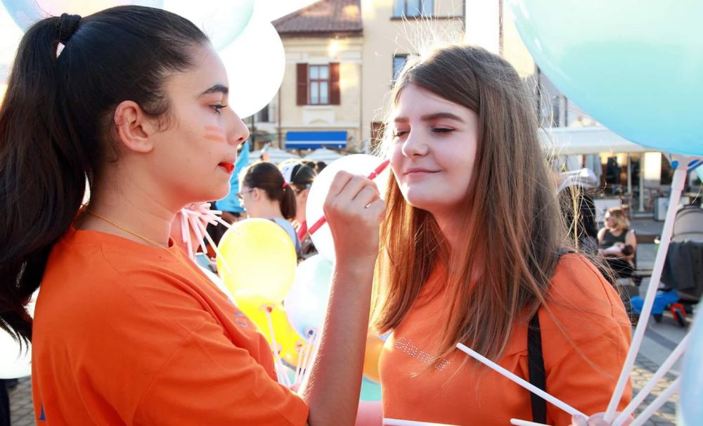 Colegiul Naţional Fraţii Buzeşti organizează alegeri pentru funcţia de președinte al Consiliului Școlar al Elevilor