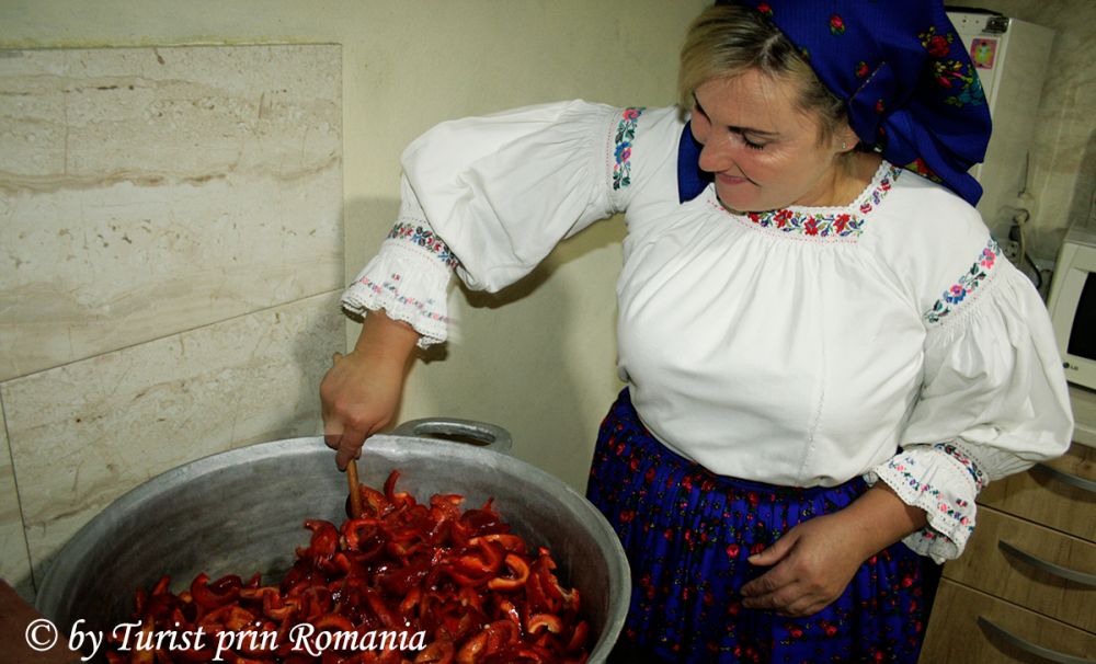 Deliciu culinar la Moisei, Gogoșari în sos de muștar - Casa La Bella Vista