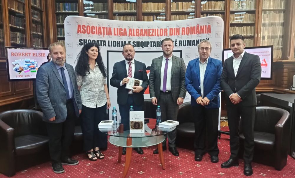 Dicționar istoric al Albaniei, de Robert Elsie, lansat la Biblioteca Aman din Craiova