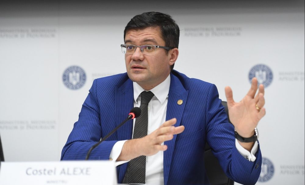 DNA arată cât de jos a coborât fost ministru Costel Alexe: a cerut șpagă tablă cutată, țeavă pătrată, țeavă rectangulară și rulouri de tablă