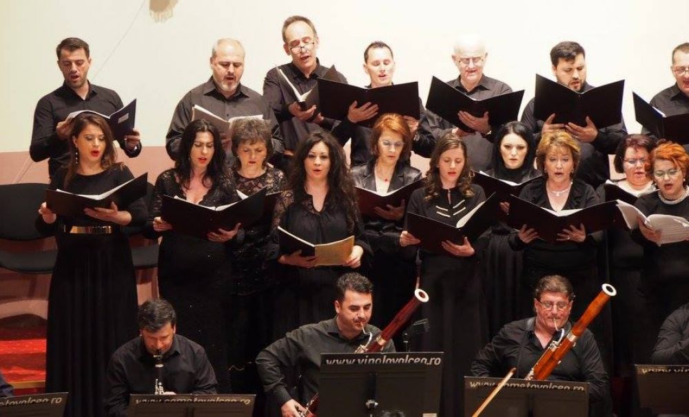 Doi angajaţi ai Filarmonicii din Vâlcea, confirmaţi cu COVID19! 33 de colegi sunt în izolare