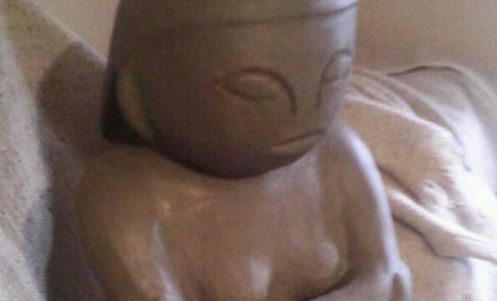 El este meşterul care a creat mai multe replici!  Cuminţenia Pământului a lui Brâncuşi din ceramică