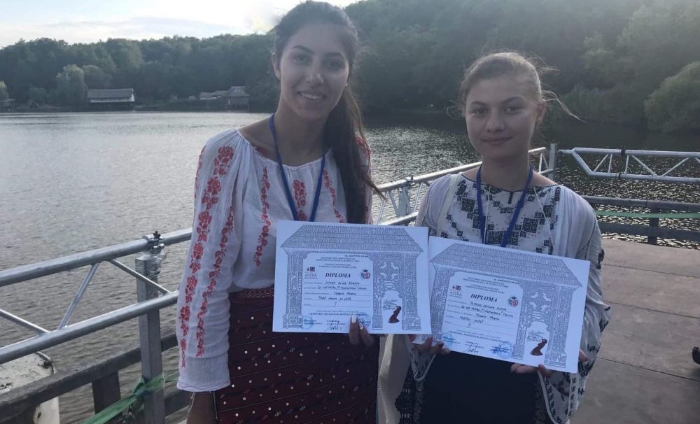 Elevi vladimirești pe Locul I pe podium