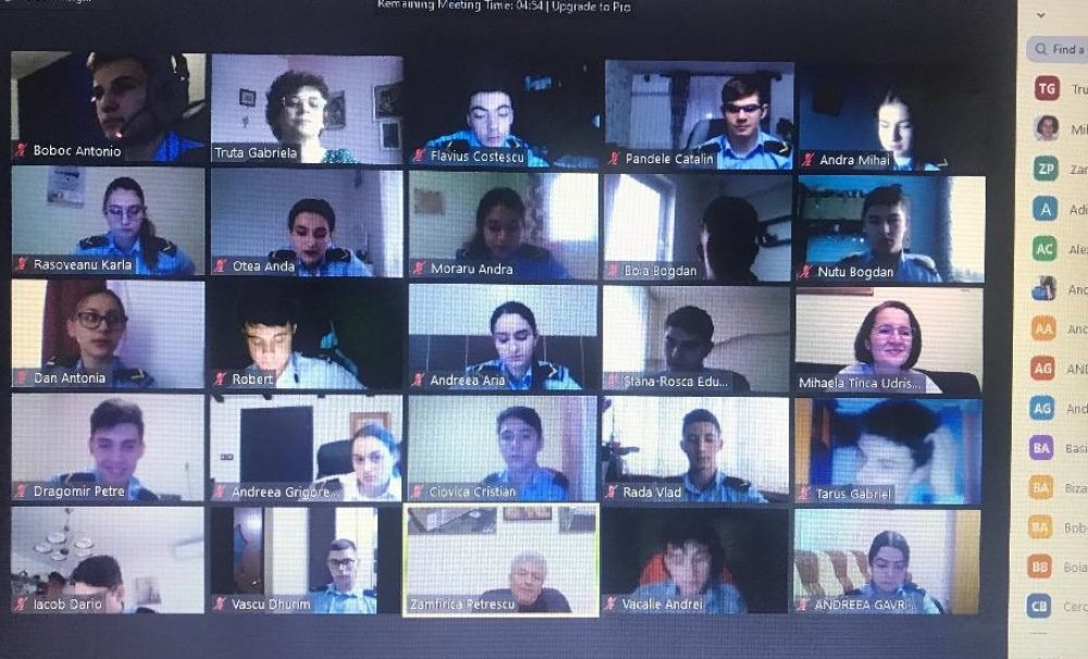 Elevii Colegiului Militar din Craiova, într-un proiect în care măsoară gradul de poluare