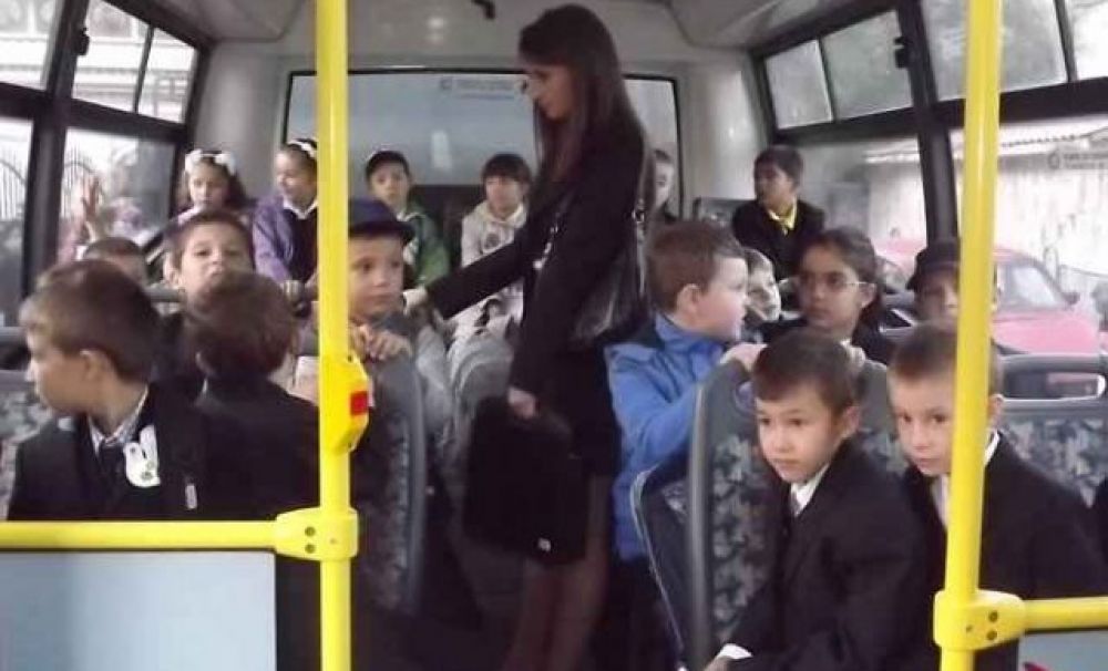 Elevii vor beneficia de gratuitate pe transportul public local pe tot parcursul anului școlar!