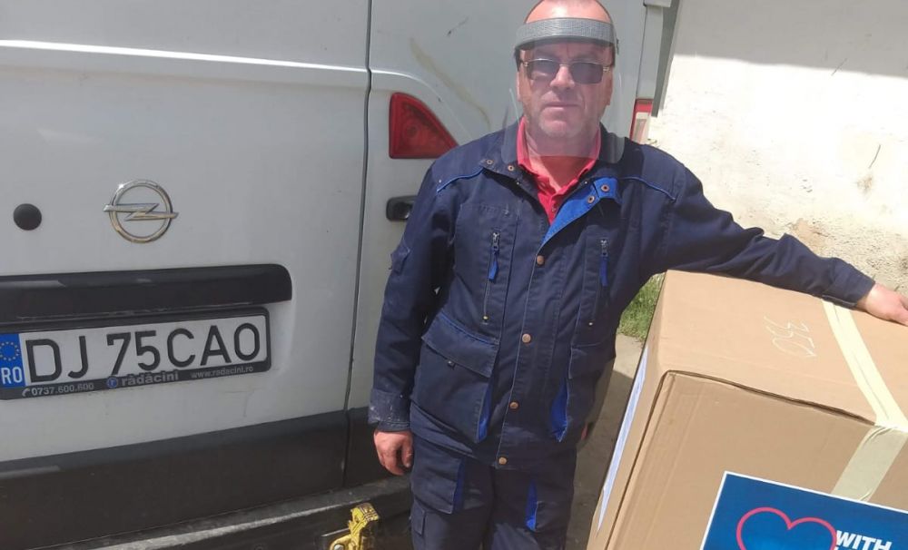 Ford Craiova a donat 1.300 de viziere Companiei de Apă Oltenia