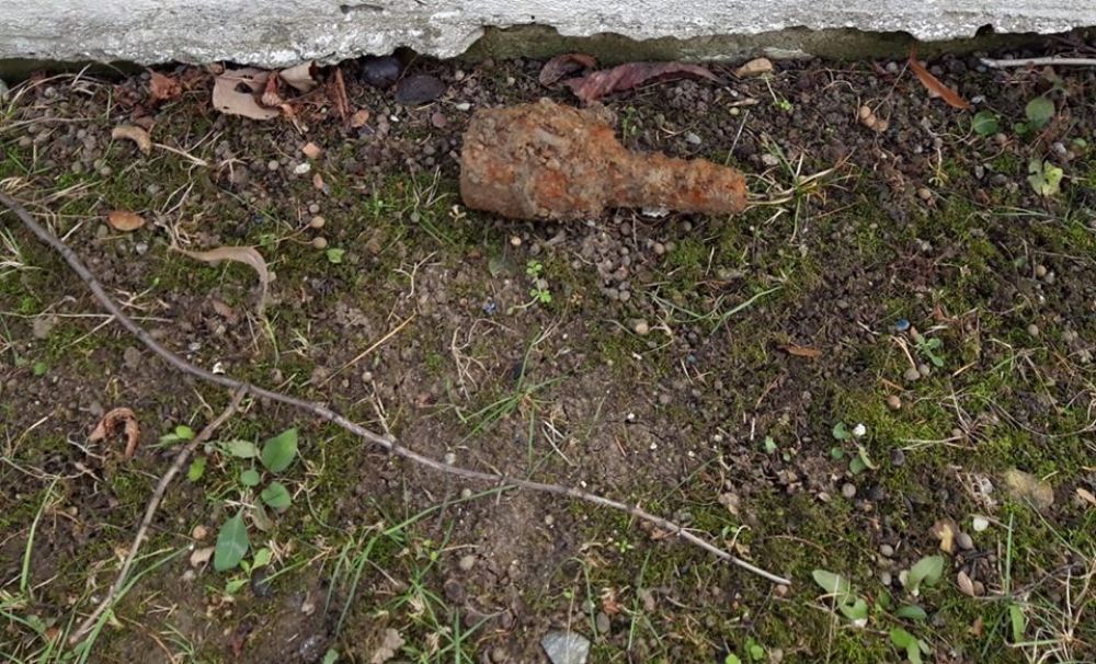 Grenadă în curtea Jandarmeriei Vâlcea!