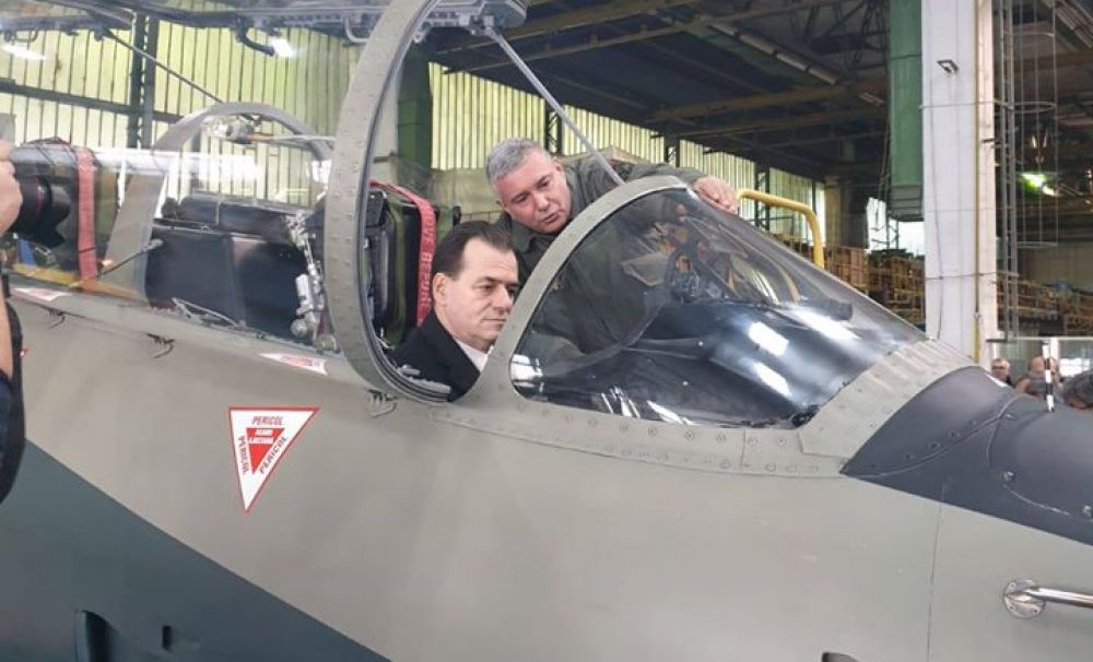 Guvernul Orban dă aripi Fabricii de Avioane Craiova. 100 de milioane de euro pentru modernizarea IAR 99 Șoim