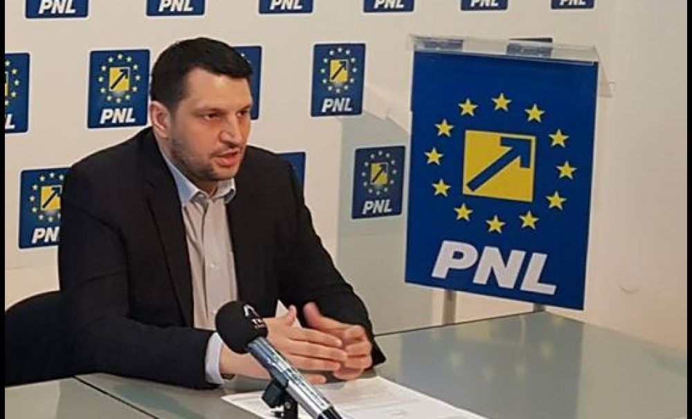 Liberalii doljeni acuză: USR și ALDE fac jocul PSD la Ișalnița
