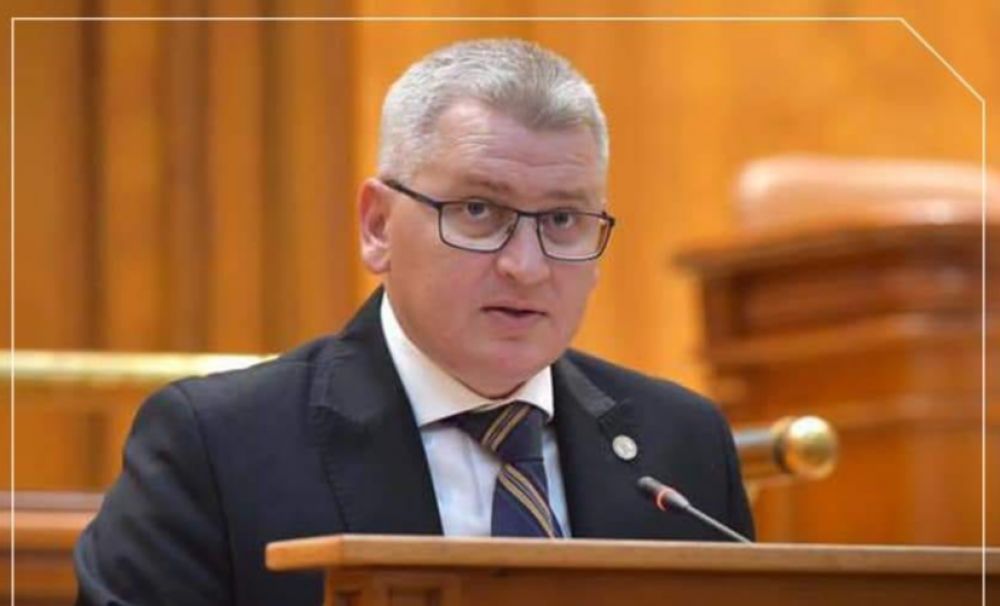 Liberalii vin de hac pensiilor speciale - IMPOZITARE cu 95 la sută! CCR a blocat proiectul PNL pentru tăierea pensiilor speciale