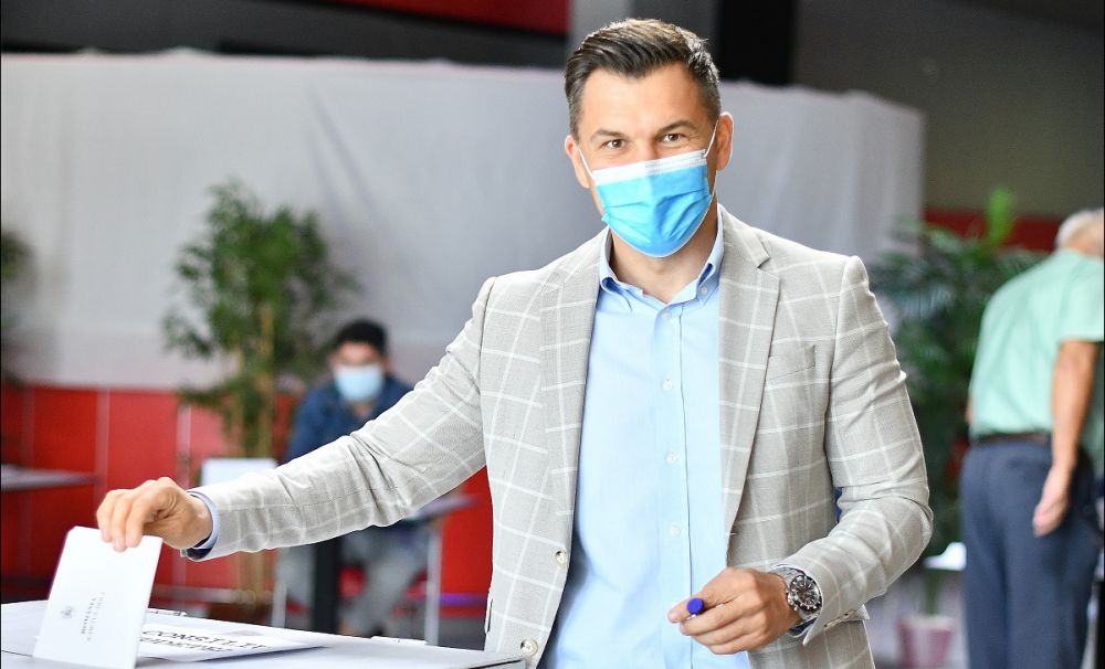 Ministrul Stroe (PNL): Șansa unei generații de a-și construi viitorul în România