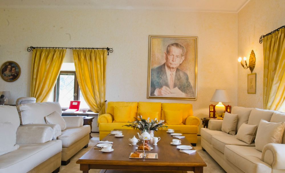 O vizită memorabilă pentru iubitorii de istorie și frumos - Expoziția Regală Palatul Elisabeta