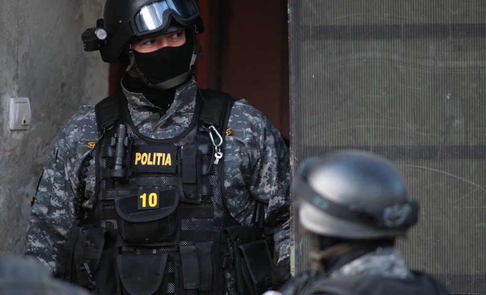 Olt / 13 percheziţii într-un caz de evaziune fiscală