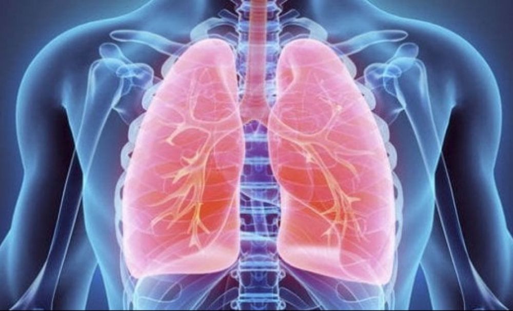 Pacienții cu probleme respiratorii, expuși riscului îmbolnăvirilor cu COVID-19