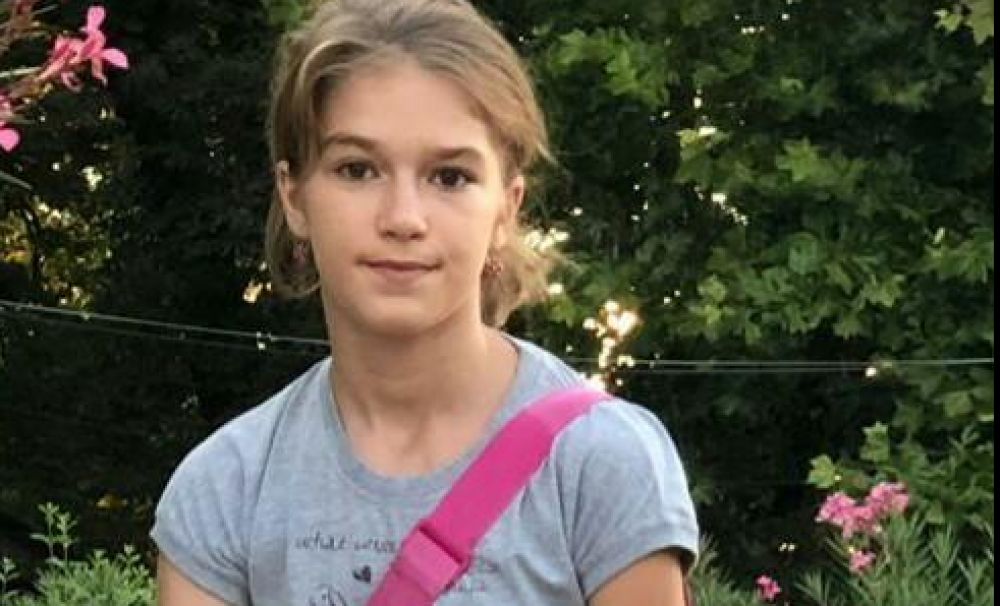 Poliţia în alertă! O minoră din Poiana Mare a dispărut, după ce a terminat orele la şcoală