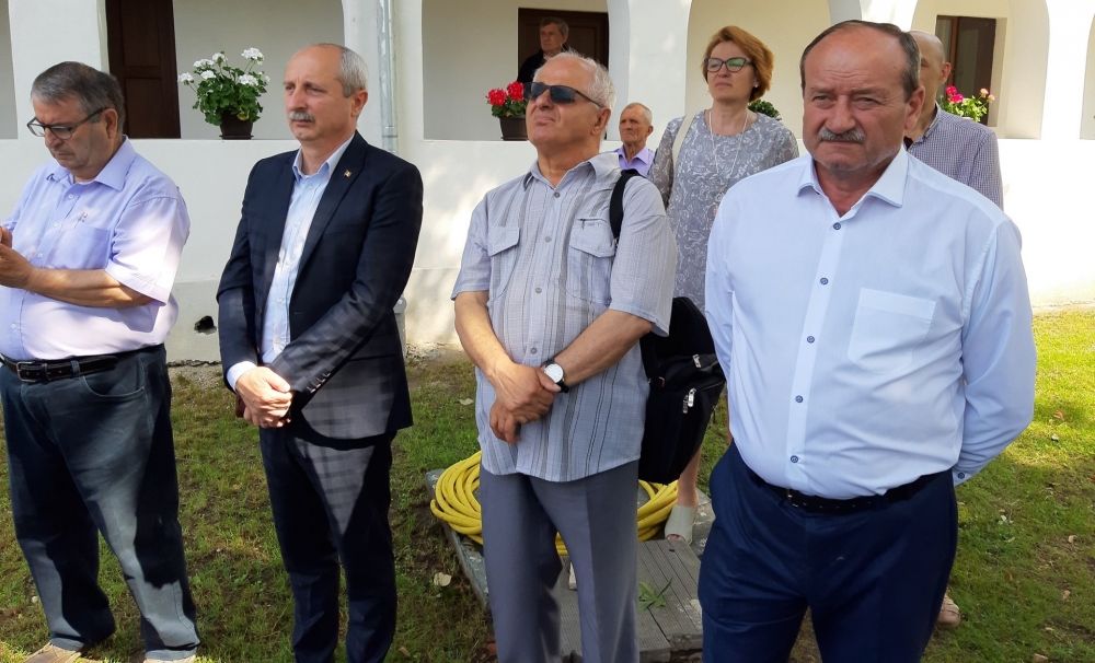 Prefectul judeţului Mehedinţi, la hramul Mănăstirii Strehaia