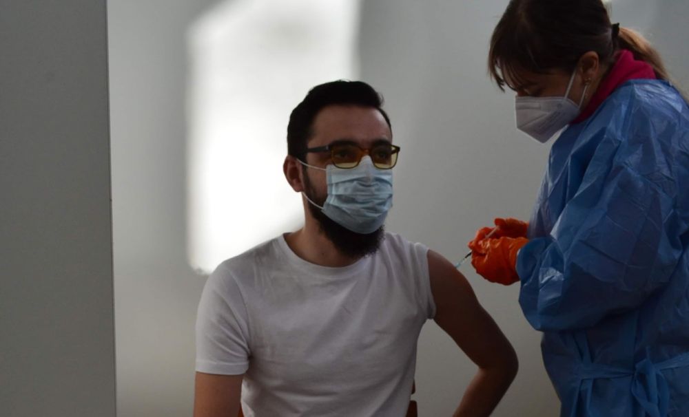Prefectul judeţului Vâlcea s-a vaccinat împotriva COVID19