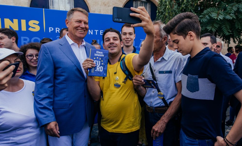 Premierul Marii Britanii l-a sunat pe Klaus Iohannis: românii nu vor fi afectați de Brexit