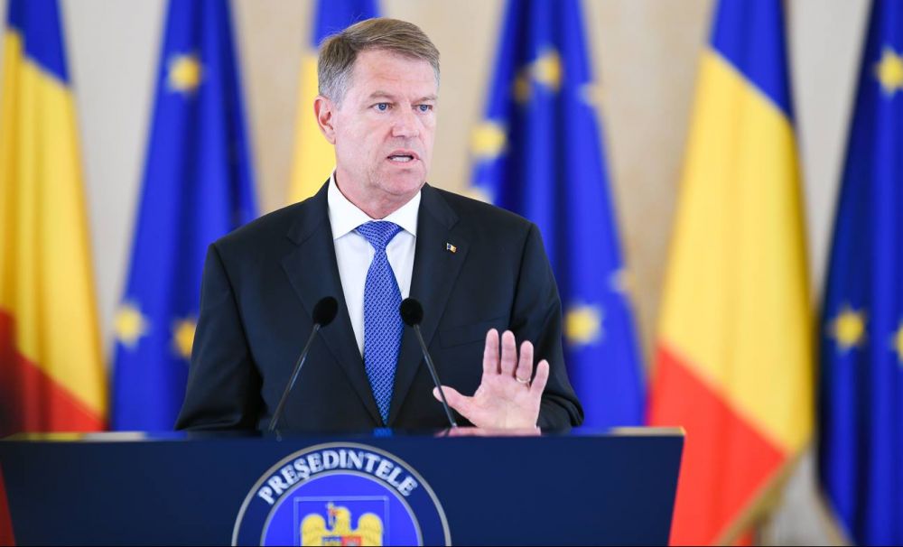 Președintele Iohannis: Stând acasă îi ajutăm pe medicii noștri să le ofere asistență celor care au reală nevoie de îngrijire