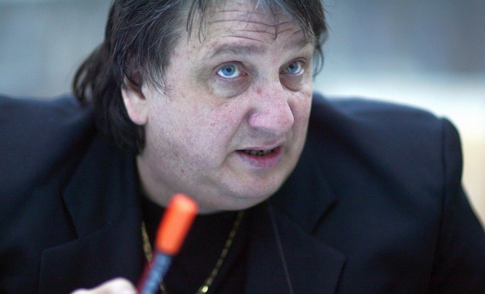 Primarul Slatinei îi retrage lui Ştefan Popa Popa’s titlul de cetăţean de onoare al Slatinei