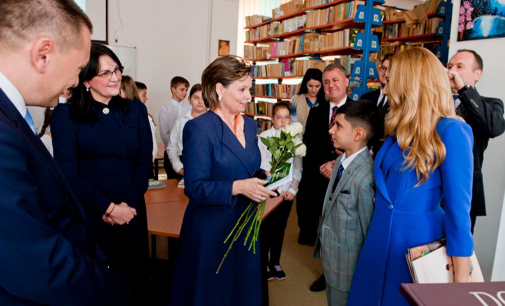 Principesa Sofia și Curtea veche au adus Cărțile copilăriei la Liceul Teoretic Henri Coandă din Craiova