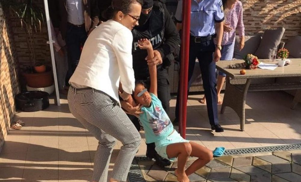 Procuroarea acuzată că a maltratat-o pe Sorina, suspendată din funcție