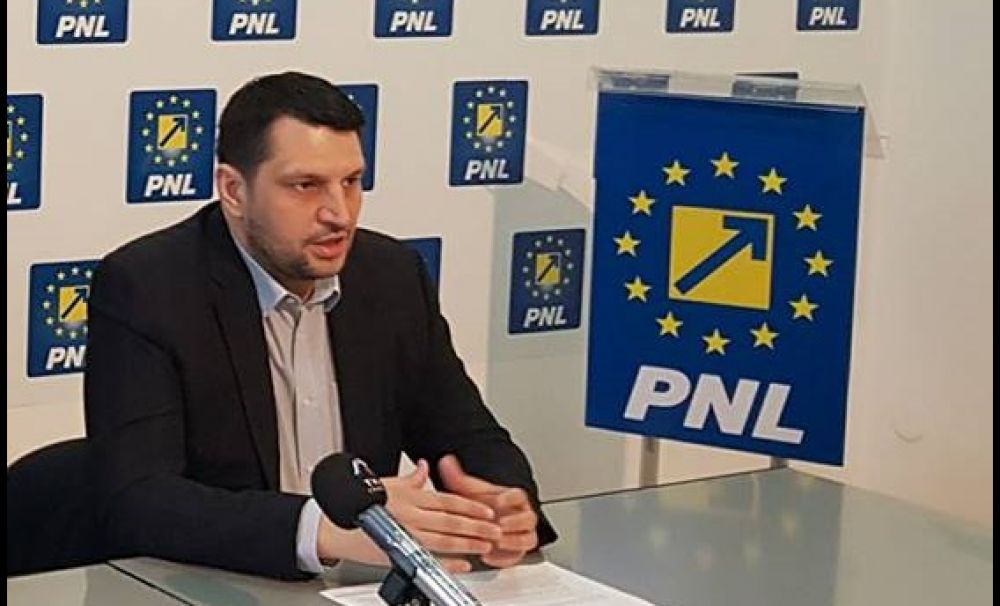 Reacție dură a PNL Dolj după ce pensionarii au primit pensii ciuntite din vina CEC BANK Dolj: Conducerea ar trebui demisă!