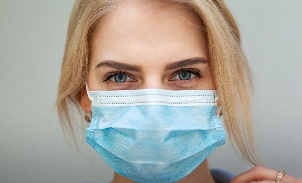 Restricții pentru combaterea pandemiei. Vezi ce ai voie să faci și ce nu