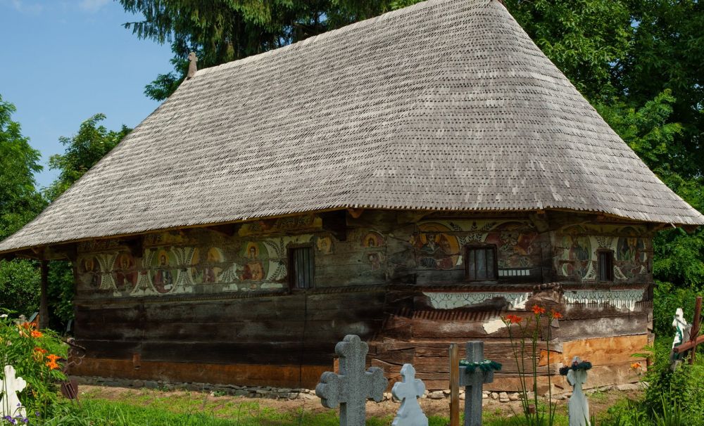 S-au strâns peste 12.500 de euro pentru renovarea bisericii Urşi din Vâlcea