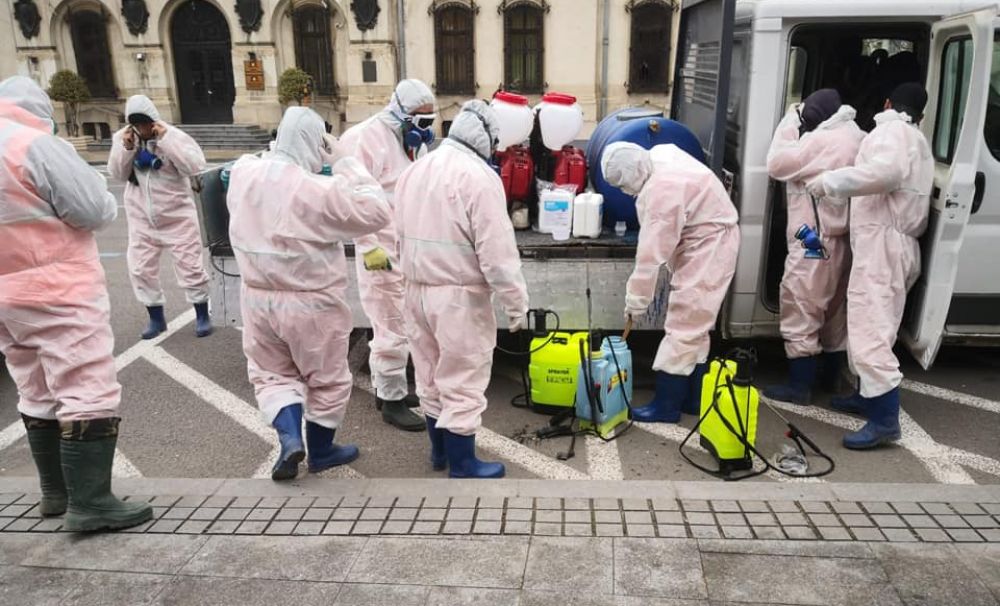 Sănătatea craiovenilor, pusă în pericol de Salubritate Craiova! Se cere reținerea directorului Butari