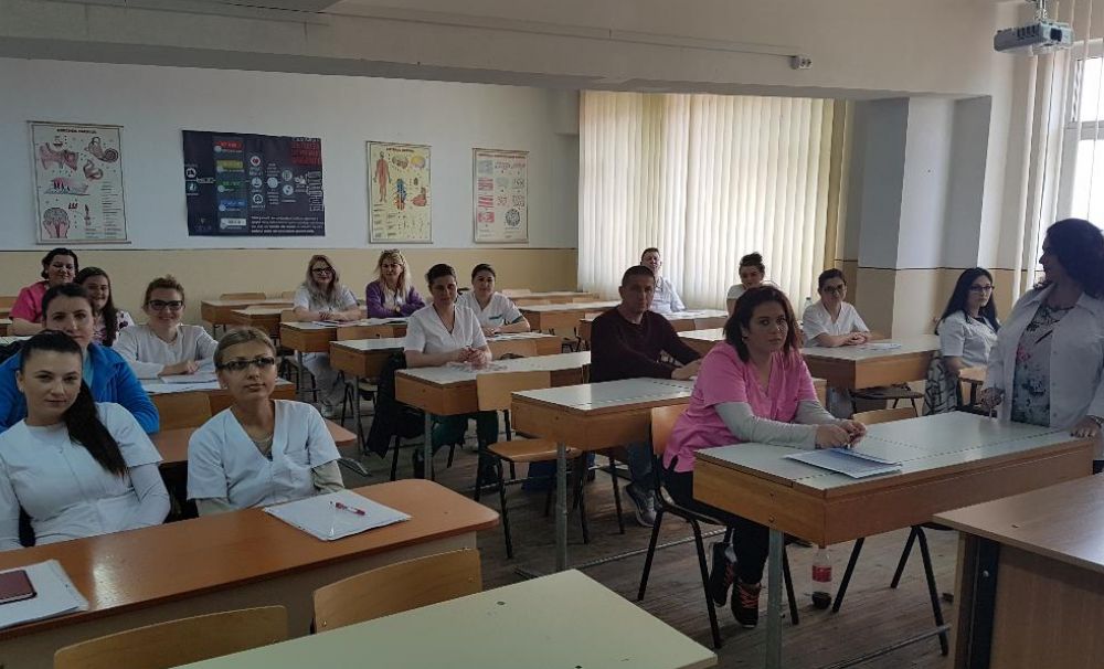 Școala Sanitară Postliceală SAN-ECO-MED face înscrieri la specializarea Asistent medical generalist