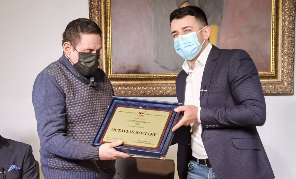 Scriitorul Octavian Soviany, laureatul primei ediții a premiului literar CEZAR IVĂNESCU