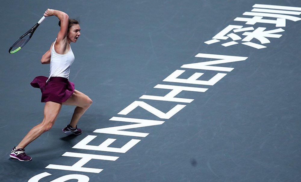Simona Halep a câștigat duelul româncelor la Turneul Campioanelor. Bianca Andreescu promite revanșa în finală