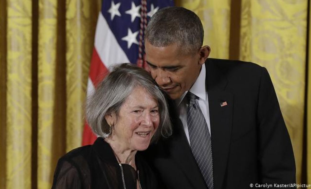 Surpriză? Poeta Louise Glück, câștigătoarea premiului Nobel pentru Literatură 2020