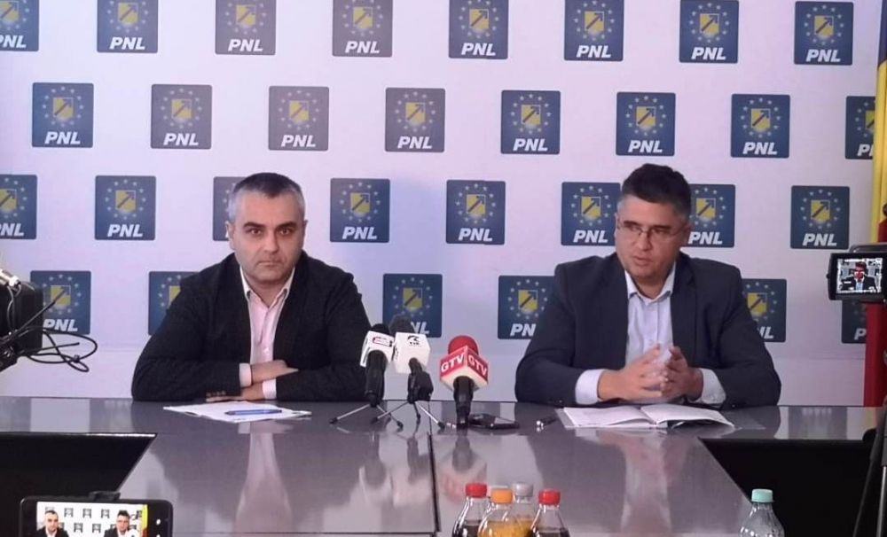 Teodor Sas: Craiovenii primesc subvenție pentru căldură în urma intervenției PNL. Gătejescu: CJ Dolj va construi un parc voltaic