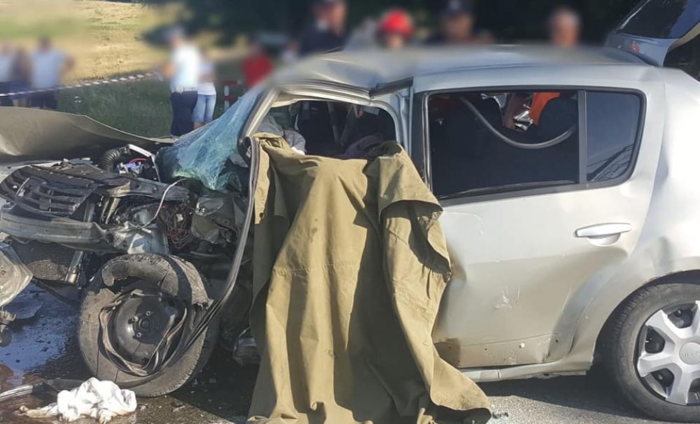 Tragedie în Vâlcea!  Trei persoane au murit într-un accident rutier