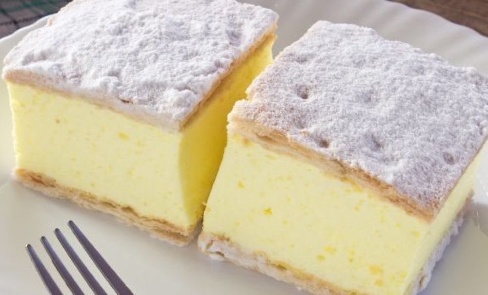 Un deliciu: rețetă de cremeș - Cremșnit cu cremă de vanilie