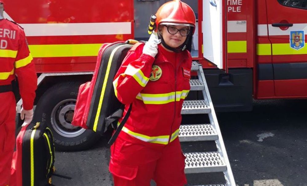 Vrea să îşi urmeze tatăl în carieră! Voluntar de 3 ani la ISU Dolj