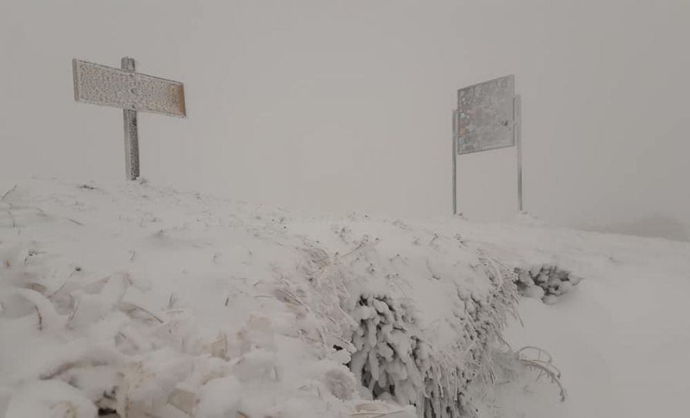 Vremea rea închide Transalpina între Rânca și Obârșia Lotrului